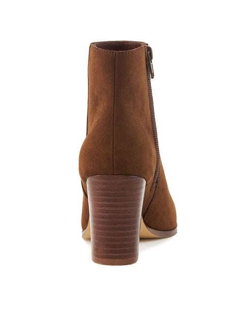 Load image into Gallery viewer, Women&#39;s Malibu Boots Brown
