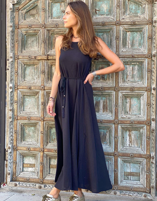 Load image into Gallery viewer, CALLIE MAXI DRESS - BLACK
