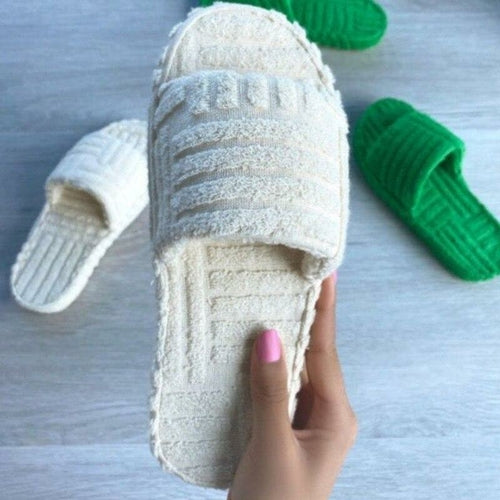 Load image into Gallery viewer, Flat Thick Furry Slippers Women Comfort Leisure Beach Shoes
