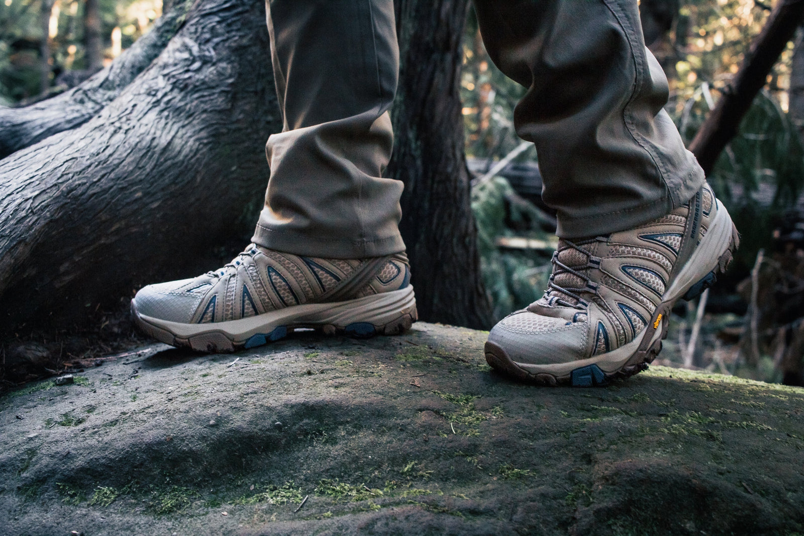 ROCKROOSTER Bedrock Sand 6 Inch Waterproof Hiking Boots with VIBRAM®