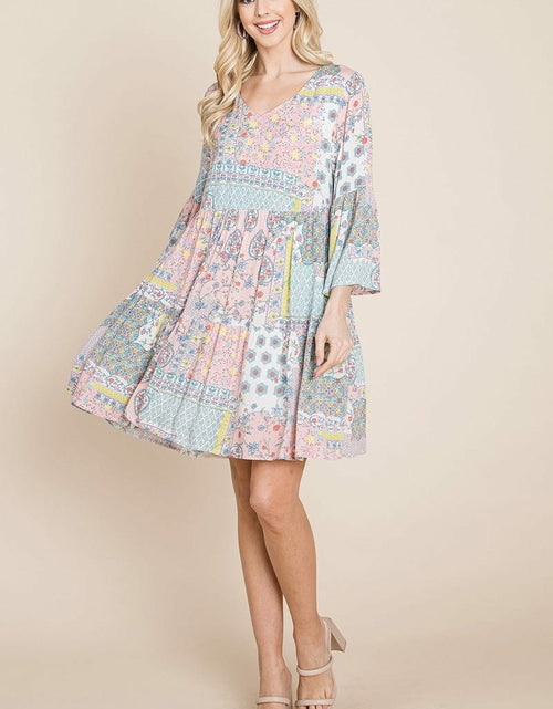 Load image into Gallery viewer, 3/4 Sleeve Pleated Floral Flowy Boho swing dresses
