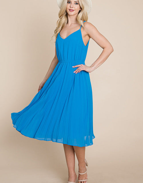 Load image into Gallery viewer, V Neck Pleated Midi Sundress
