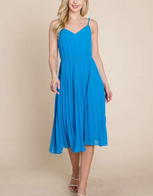 Load image into Gallery viewer, V Neck Pleated Midi Sundress
