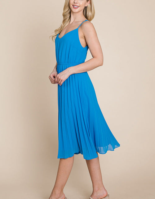 Load image into Gallery viewer, V Neck Pleated Midi Sundress
