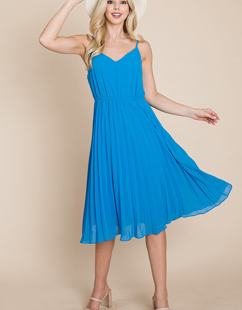 Load image into Gallery viewer, V Neck Pleated Midi Sundress
