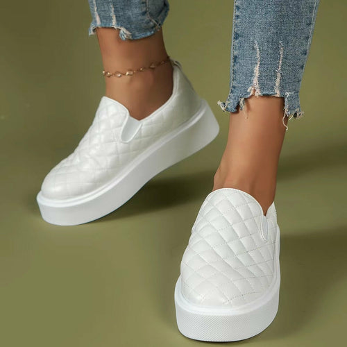 Load image into Gallery viewer, Slip-on Flats Loafers Lightweight  Casual Platform Shoes White/Black
